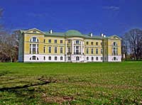 Mezotne Palace